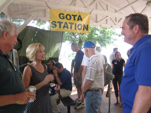 IMG_2098.jpg IMG_2098.jpg